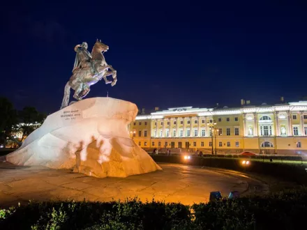 Как уличное освещение может изменить город