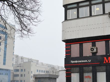 Указатели улиц и номеров домов. Как сделать их стильными и удобными