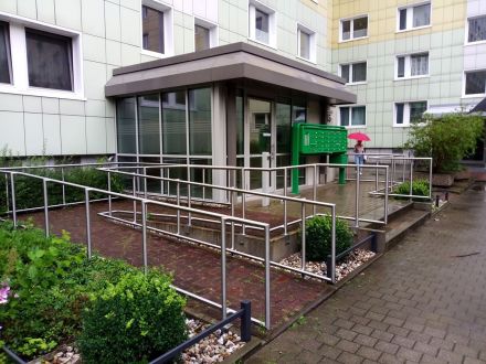 Как выглядит подъезд советского панельного дома в Берлине